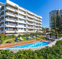 Surfers Chalet - Sydney 4u
