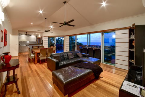 Bella Vista On Nara Pets Welcome - Sydney 4u 11