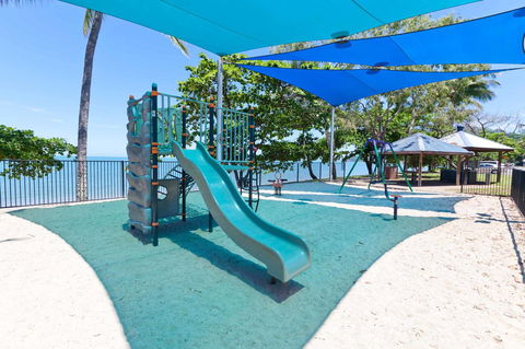 Trinity Beach Pacific - Sydney 4u 26