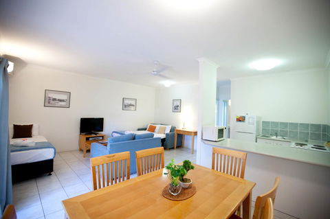 Trinity Beach Pacific - Sydney 4u 10