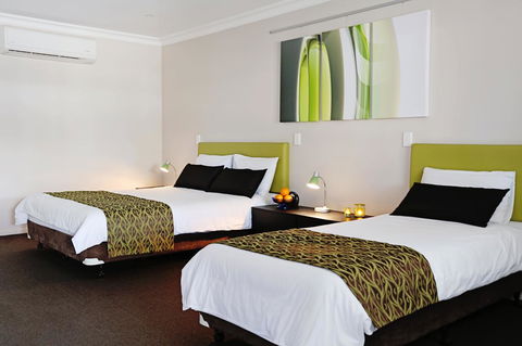 Drovers Motor Inn - Sydney 4u 1