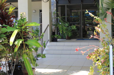 Sea Point On Trinity Beach - Accommodation Sydney 2