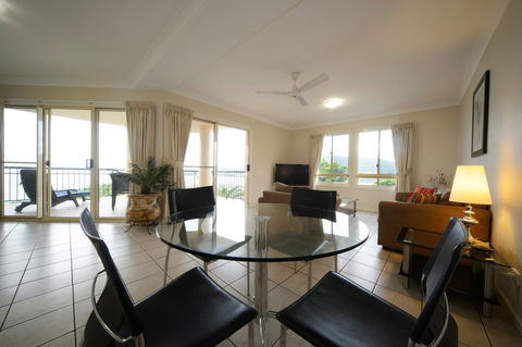 Martinique Whitsunday Resort - Sydney 4u 40