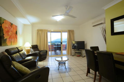 Martinique Whitsunday Resort - Sydney 4u 37