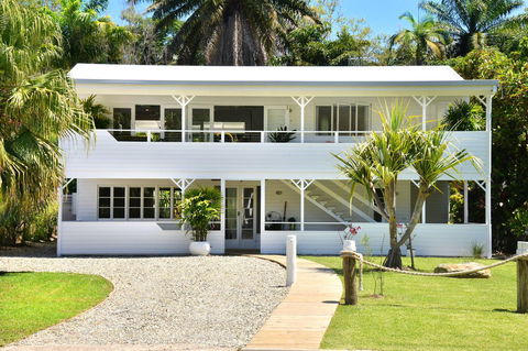 Jamaica Beach House - Accommodation Sydney 16