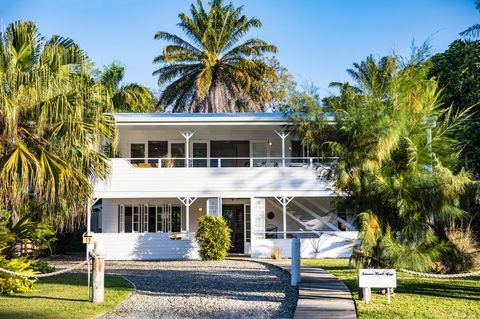 Jamaica Beach House - Accommodation Sydney 0
