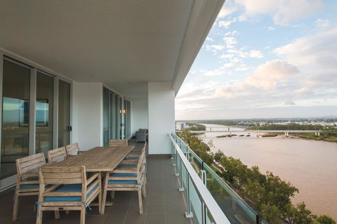 Empire Apartment Hotel Rockhampton - Sydney 4u 1