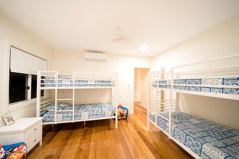 Whitsunday Luxury Homes - Sydney 4u 7