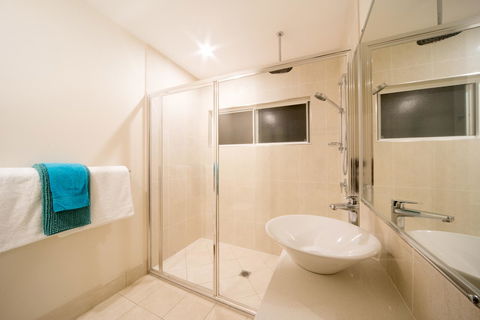 Whitsunday Luxury Homes - Sydney 4u 20