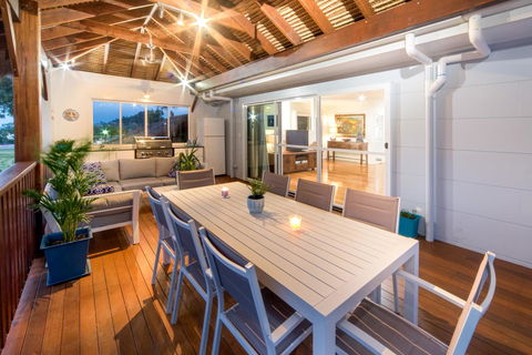 Whitsunday Luxury Homes - Sydney 4u 1