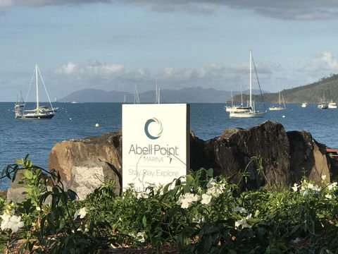 Whitsunday Luxury Homes - Sydney 4u 44