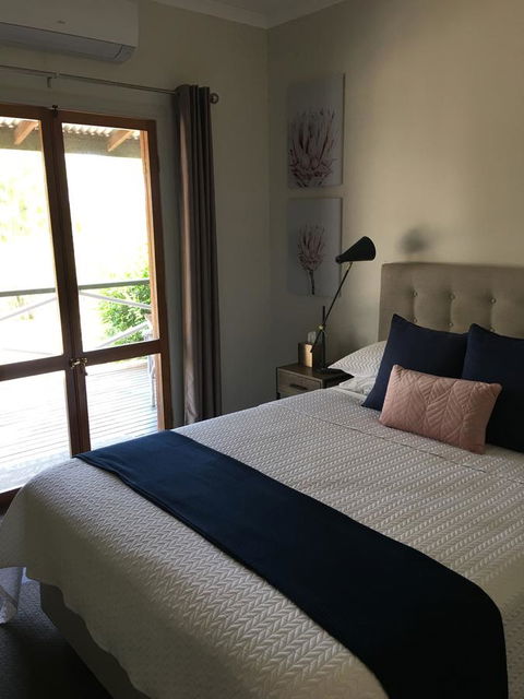 The Hideaway Agnes Water (Adults Only) - Sydney 4u 5
