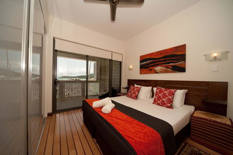 The Boathouse Apartments - Sydney 4u 15