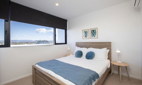 Qube Broadbeach - Sydney 4u 15