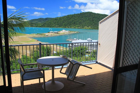 Ocean Views At Whitsunday Terraces Resort - Sydney Resort 5