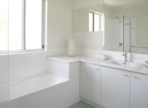 Serenity Apartments Noosa - Sydney 4u 42