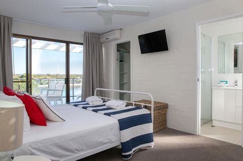 Sun Lagoon Resort - Sydney 4u 1