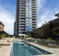 Boardwalk Burleigh Beach - Official - Accommodation Sydney