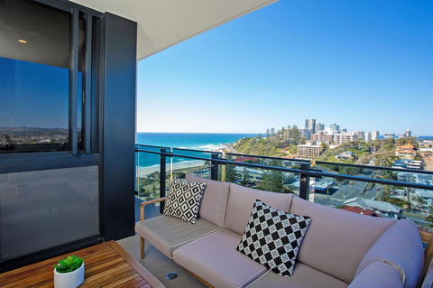 Iconic Kirra Beach Resort - Sydney 4u 19
