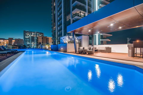 Iconic Kirra Beach Resort - Sydney 4u 14