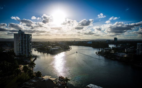 Tiki Hotel Apartments Surfers Paradise - Sydney 4u 2