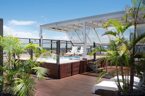 Tiki Hotel Apartments Surfers Paradise - Sydney 4u 0
