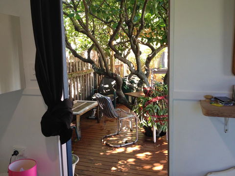 XYL Pets Friendly Seaside Boutique Guesthouse - Sydney 4u 32