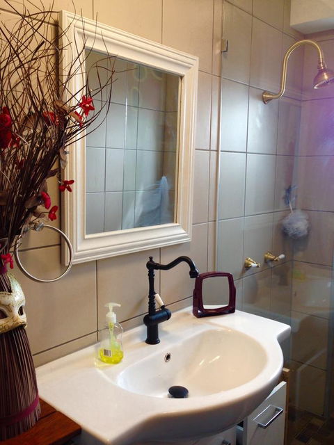 XYL Pets Friendly Seaside Boutique Guesthouse - Sydney 4u 1