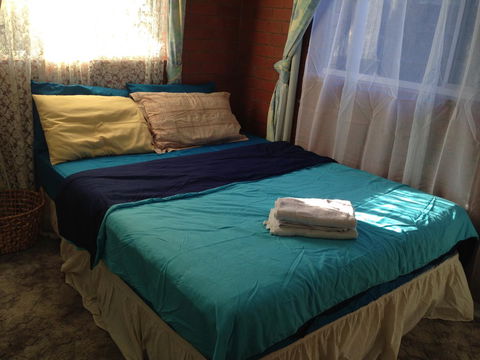 XYL Pets Friendly Seaside Boutique Guesthouse - Sydney 4u 23