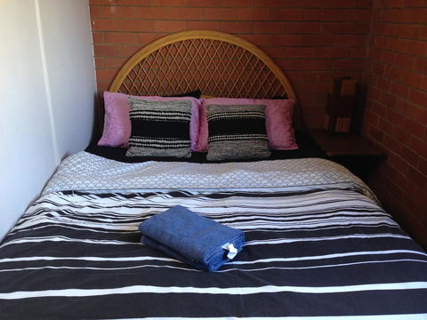 XYL Pets Friendly Seaside Boutique Guesthouse - Sydney 4u 22