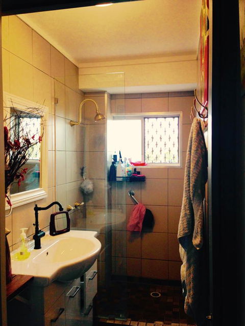 XYL Pets Friendly Seaside Boutique Guesthouse - Sydney 4u 18