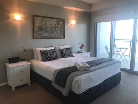 Proximity Waterfront Apartments - Sydney 4u 9