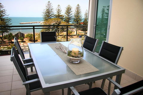 Proximity Waterfront Apartments - Sydney 4u 35