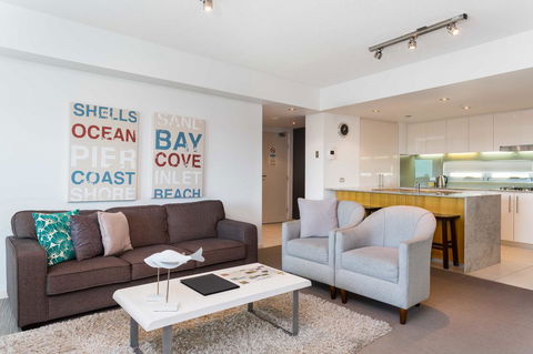 Proximity Waterfront Apartments - Sydney 4u 32