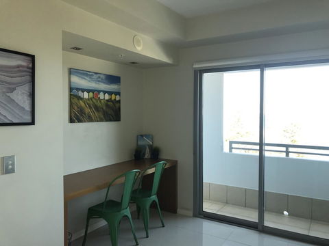 Proximity Waterfront Apartments - Sydney 4u 18