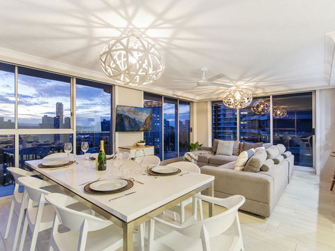 Sunbird Beach Resort Main Beach - Accommodation Sydney 1