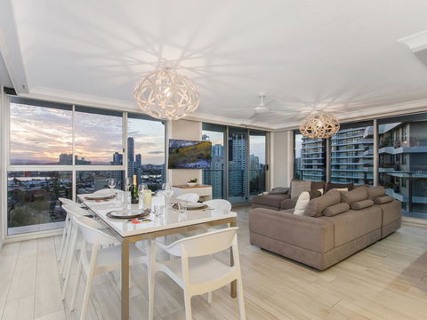 Sunbird Beach Resort Main Beach - Accommodation Sydney 11