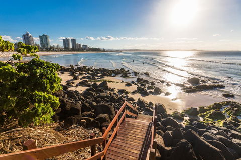 The Pink Hotel Coolangatta - Sydney 4u 34
