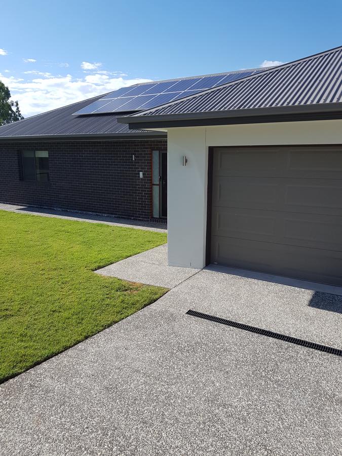 Tamrookum QLD Sydney 4u