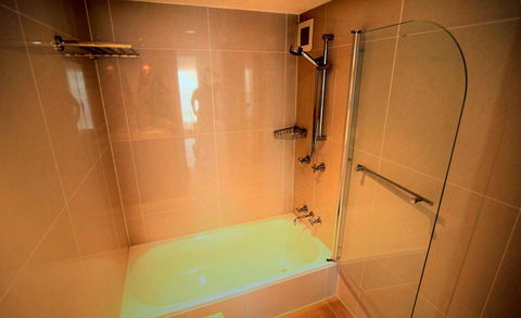 Grosvenor Beachfront Apartments Surfers Paradise - Sydney 4u 34