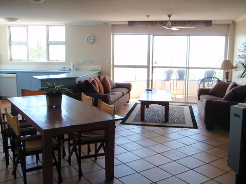 Grosvenor Beachfront Apartments Surfers Paradise - Sydney 4u 22