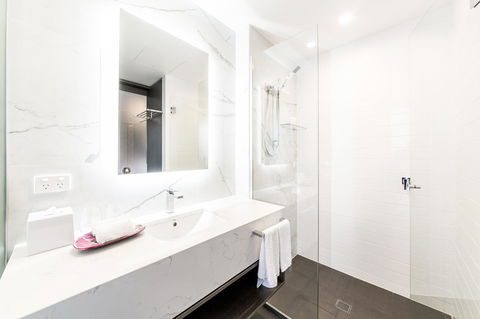 Sage Hotel James Street - Sydney 4u 17