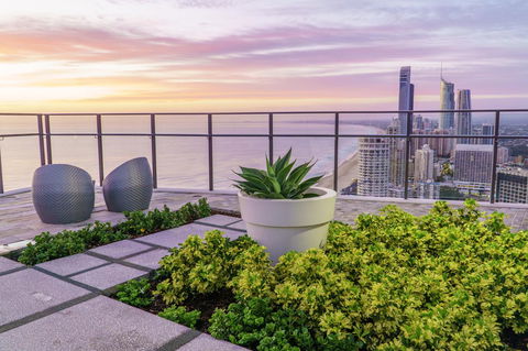 Rhapsody Resort - Official - Sydney 4u 11