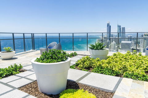 Rhapsody Resort - Official - Sydney 4u 4