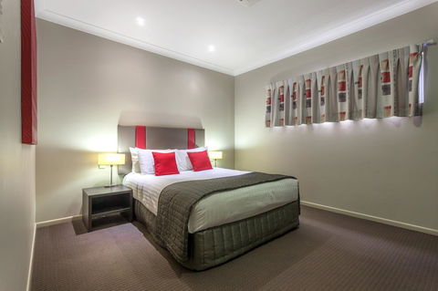 Platinum International - Sydney 4u 4