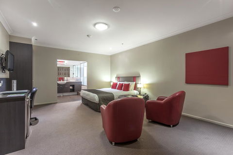 Platinum International - Sydney 4u 1