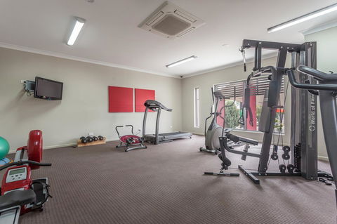 Platinum International - Sydney 4u 36