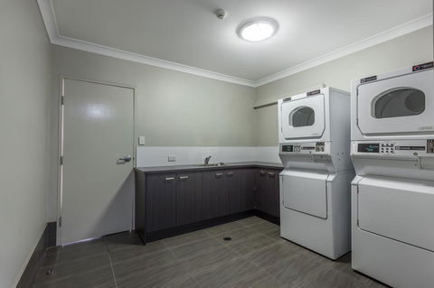 Platinum International - Sydney 4u 37