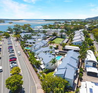 Noosa Place Resort - Sydney 4u