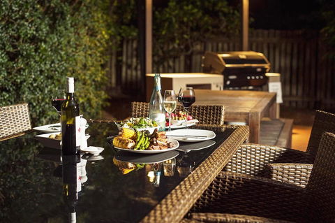 At The Sound Noosa Motel - Sydney 4u 9